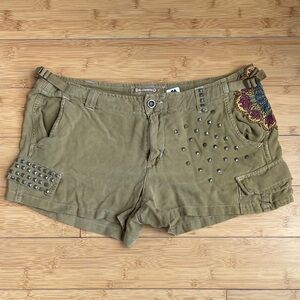Da-Nang Olive Green Studded Cargo Shorts with Embroidered Patch